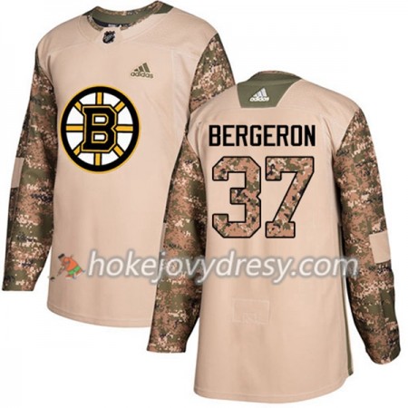 Pánské Hokejový Dres Boston Bruins Patrice Bergeron 37 Adidas 2017-2018 Camo Veterans Day Practice Authentic